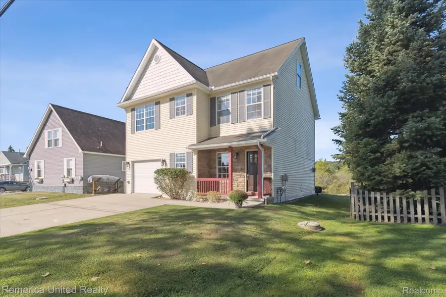 8474 Baudine Road, Pinckney, MI 48169 - Image #2