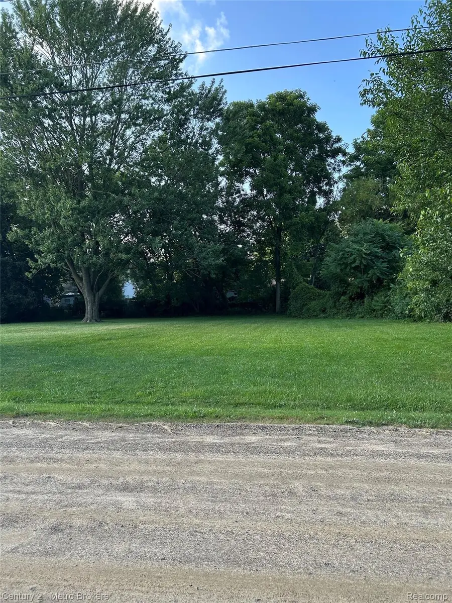 0 W Gracelawn Avenue, Flint, MI 48504 - Image #3