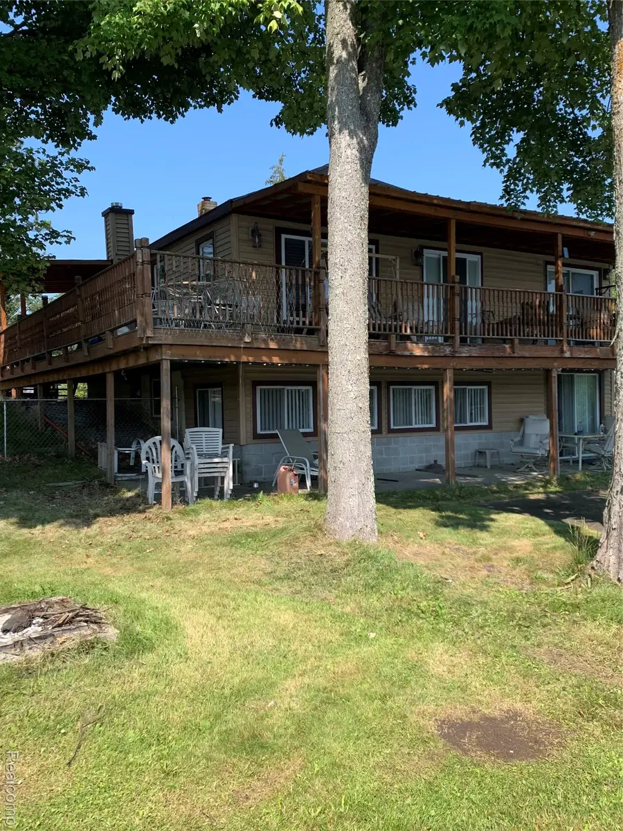 5207 Lucinda Drive, Prescott, MI 48756 - Image #2