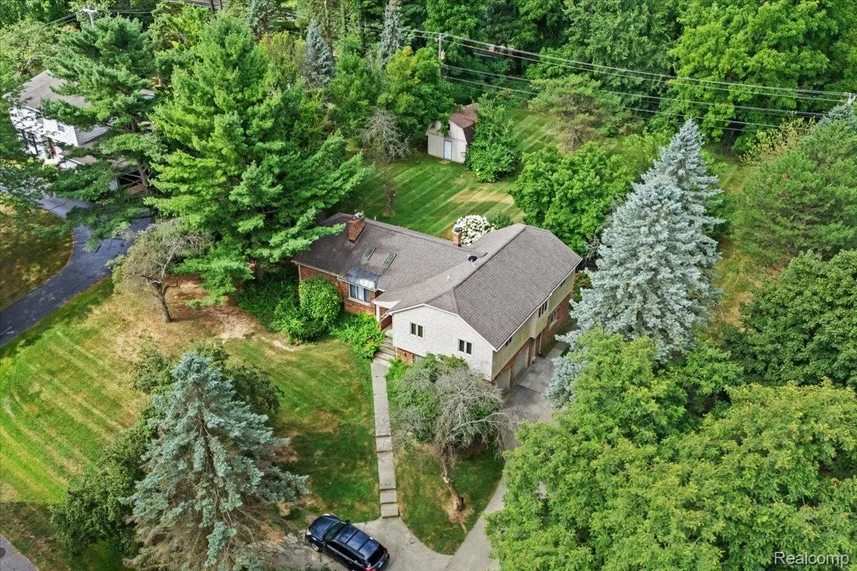 60023 Trailwood Street, Washington, MI 48094 - Image #1