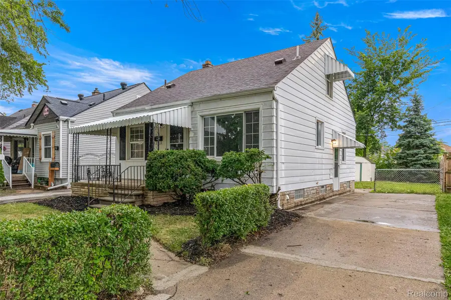 568 Garfield Avenue, Lincoln Park, MI 48146 - Image #3