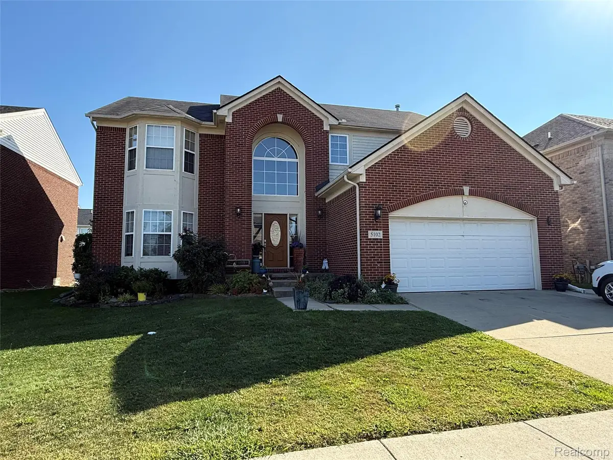 5102 Ridge Lane, Warren, MI 48092 - Image #1