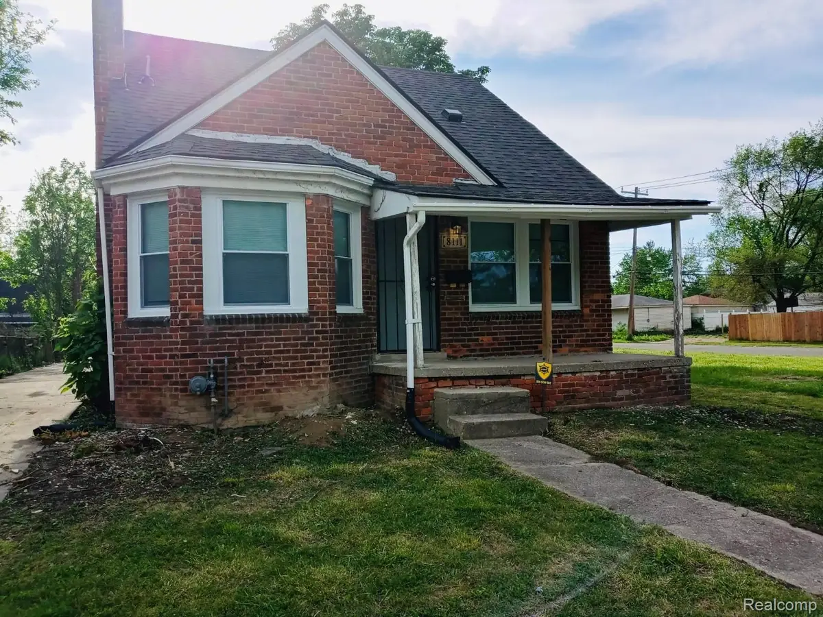 8111 Warwick Street, Detroit, MI 48228 - Image #1