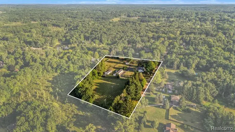 8636 Tindall Road, Davisburg, MI 48350 - Image #2