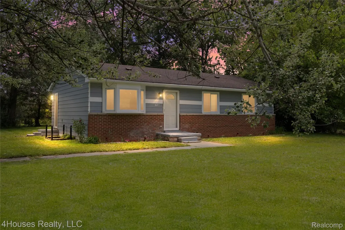 6291 Edmund Street, Romulus, MI 48174 - Image #1