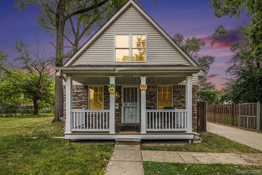 21056 Woodside Avenue, Ferndale, MI 48220 - Image #2