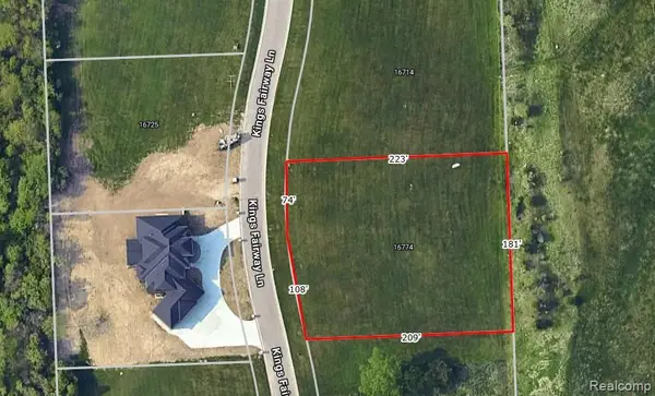 16774 Kings Fairway Lane, GrandBlanc, MI 48439