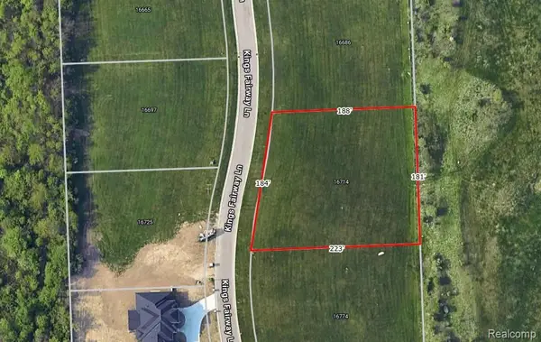 16714 Kings Fairway Lane, GrandBlanc, MI 48439