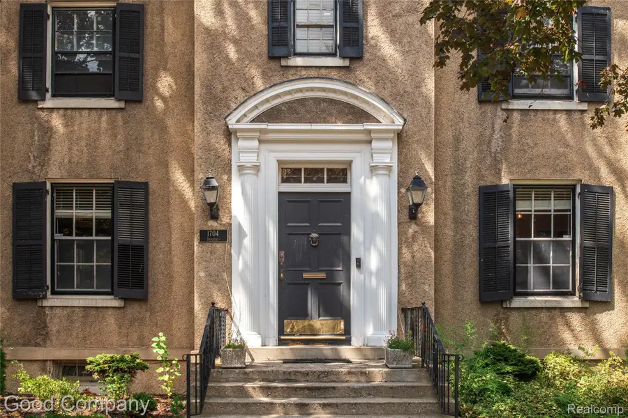 1704 Iroquois Street, Detroit, MI 48214 - Image #3