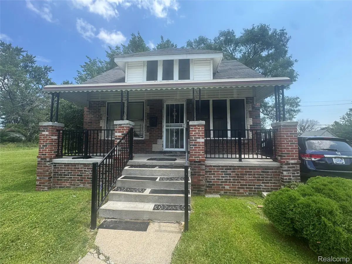 9306 Hayes Street, Detroit, MI 48213 - Image #1