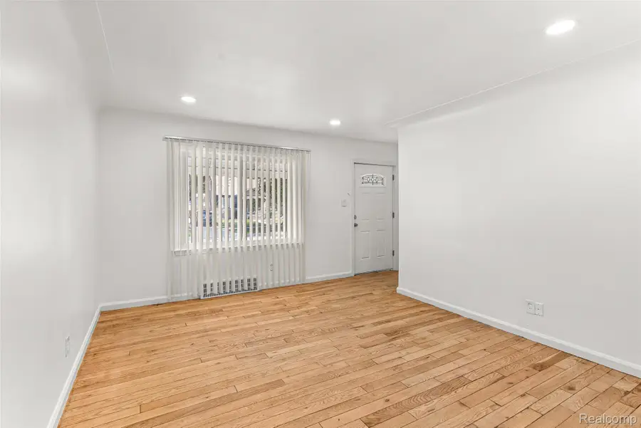 4174 Niagara Street, Wayne, MI 48184 - Image #3