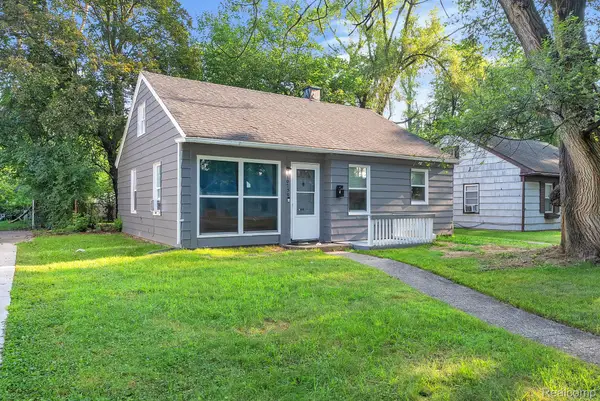 10750 Albany Street, OakPark, MI 48237