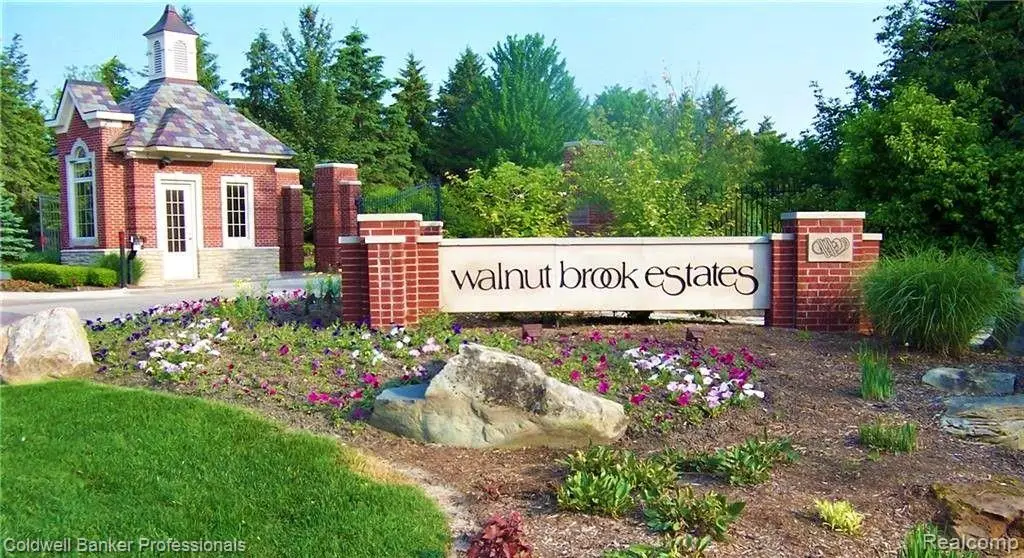 2530 South Boulevard W, Rochester Hills, MI 48309 - Image #1