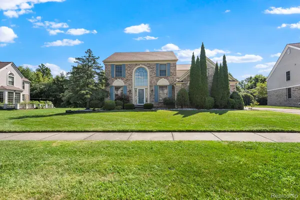 316 Queen Anne Drive, Canton, MI 48187