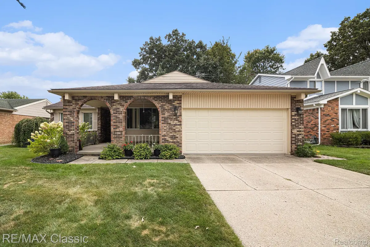 43625 Westminister Way, Canton, MI 48187 - Image #1