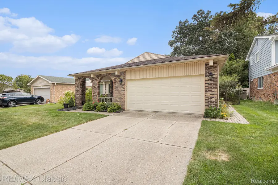 43625 Westminister Way, Canton, MI 48187 - Image #3