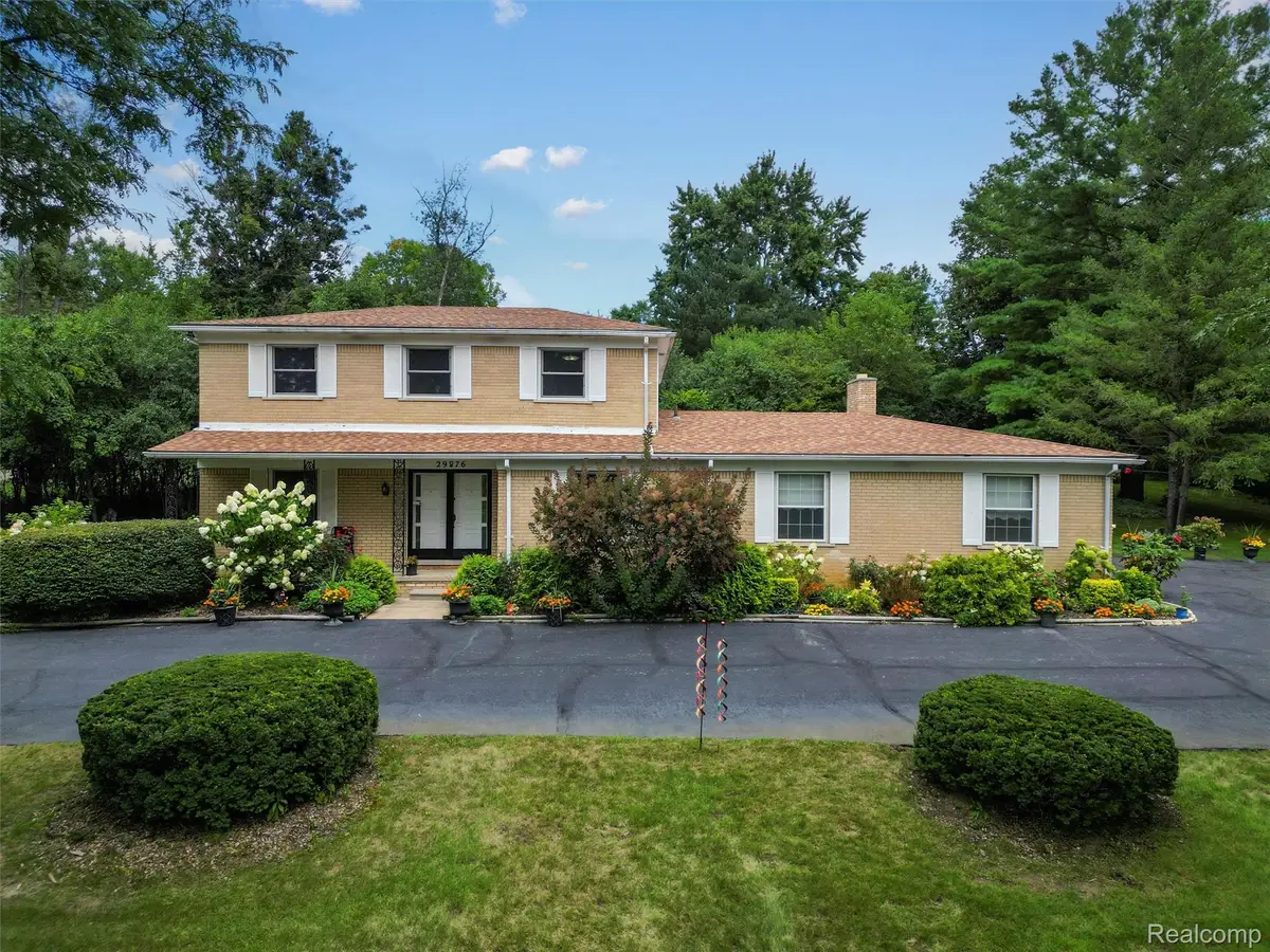 29876 Northbrook Street, Farmington Hills, MI 48334 - Image #1