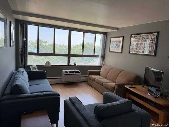 8900 E Jefferson Avenue #916, Detroit, MI 48214 - Image #3