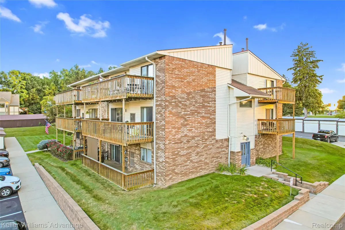 855 S Pontiac Trail #A205, Walled Lake, MI 48390 - Image #1