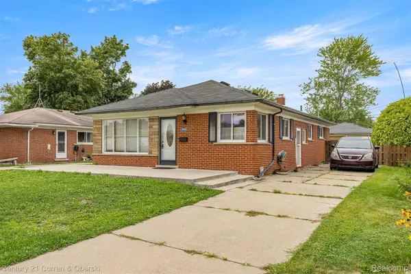 25542 W Warren Street, DearbornHeights, MI 48127