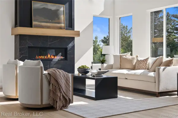 54261 Cascade Court, NewBaltimore, MI 48047