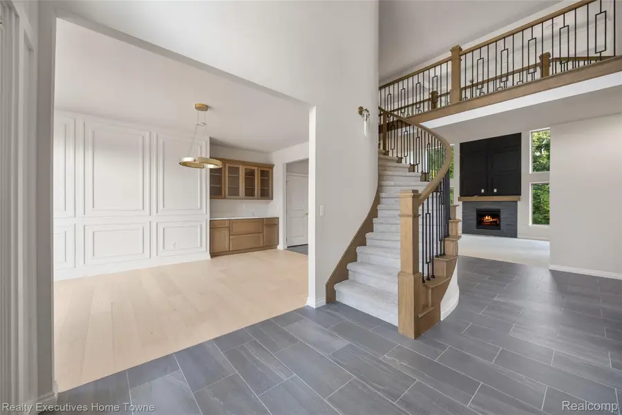 11982 Encore Court, Shelby Charter Township, MI 48315 - Image #2