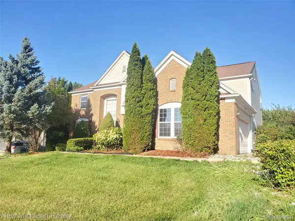 4377 Brighton Drive, GrandBlanc, MI 48439