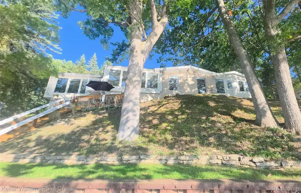 3411 Wormer Drive, Waterford, MI 48329