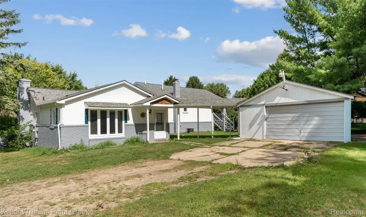 990 N Oxford Road, Oxford, MI 48371 - Image #1