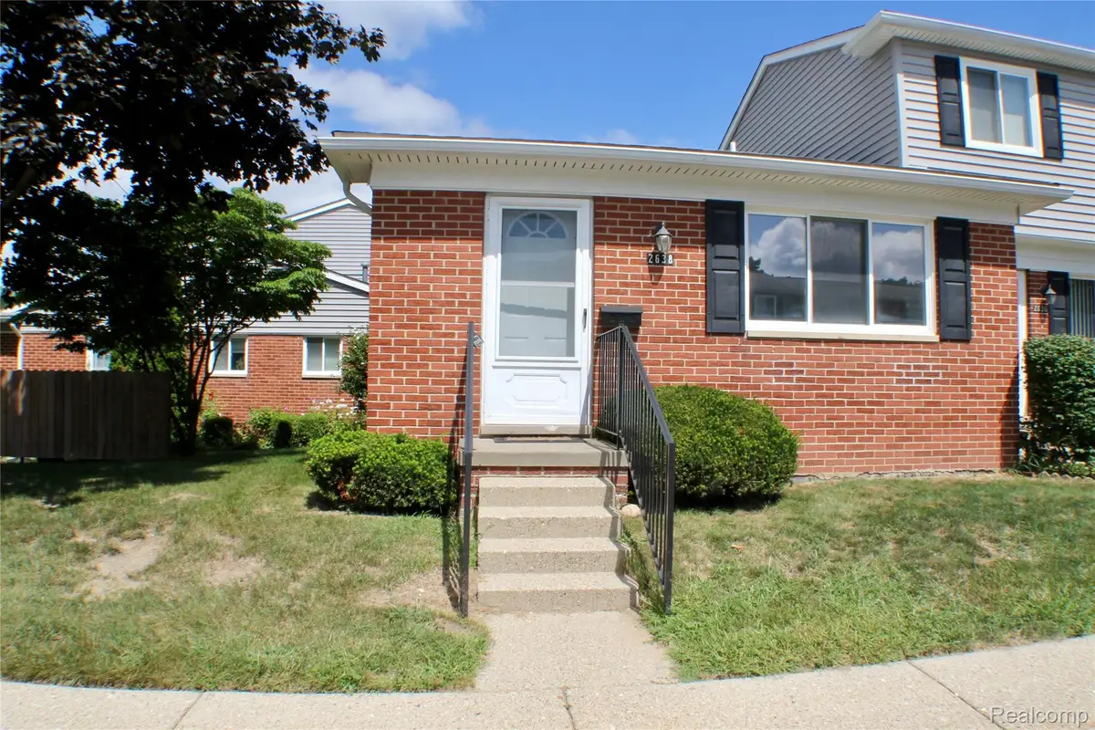 2638 Patrick Henry Court, Auburn Hills, MI 48326 - Image #1