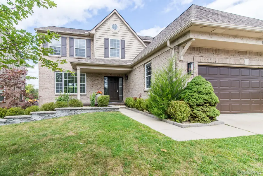 2605 Nadia Court, Ann Arbor, MI 48105 - Image #2