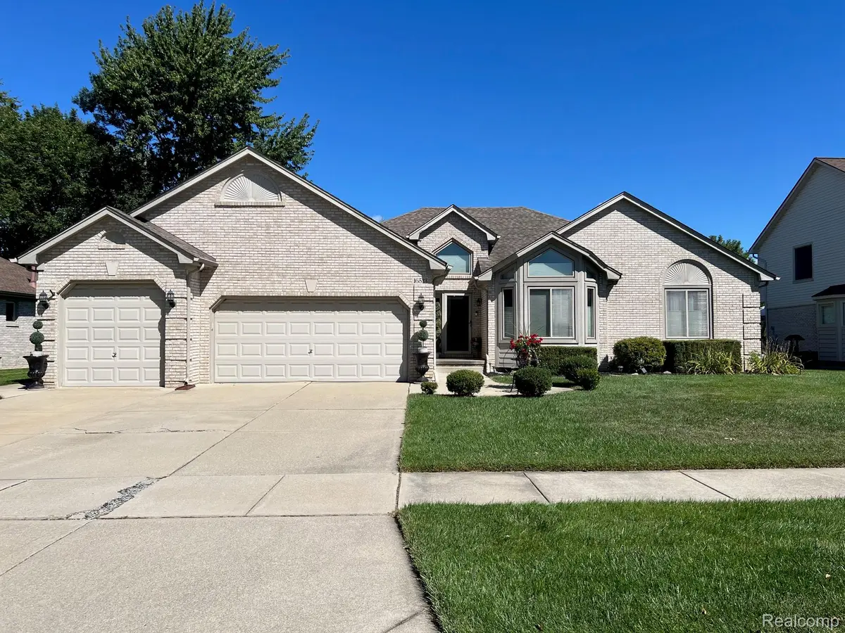 16513 Edinburgh Drive, Clinton Charter Township, MI 48038 - Image #1