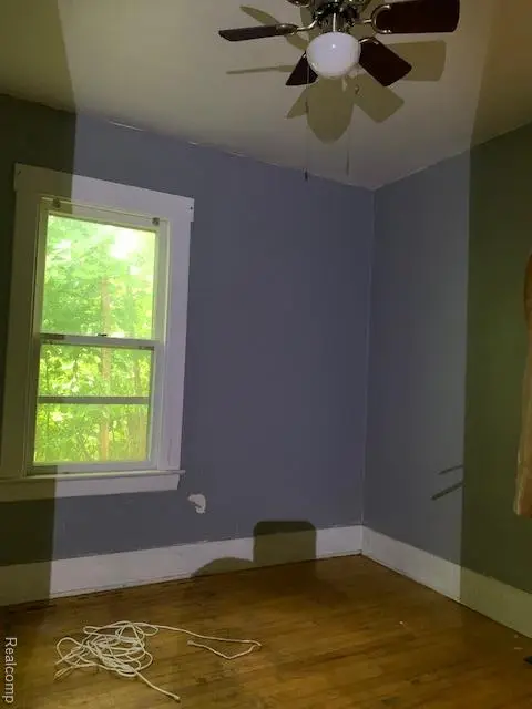 3821 W Court Street, Flint, MI 48532 - Image #2