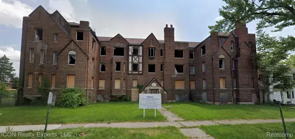 94 Dwight Avenue, Pontiac, MI 48341