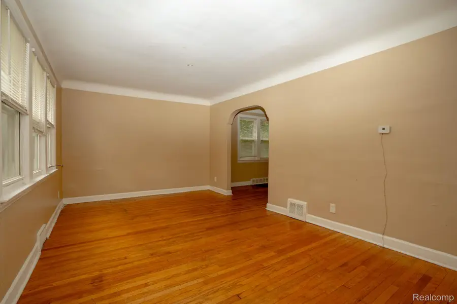 13523 Faust Avenue, Detroit, MI 48223 - Image #3