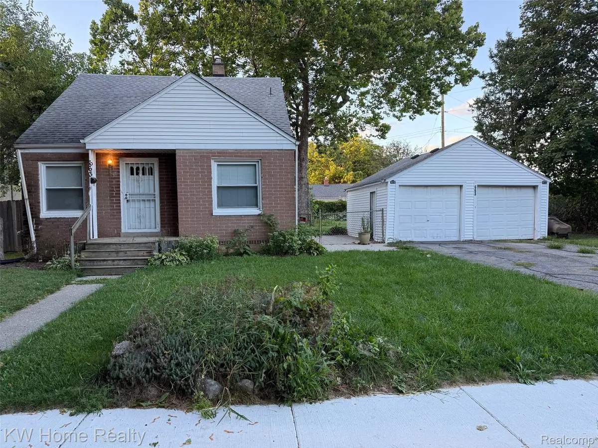 663 Lenox Avenue, Pontiac, MI 48340 - Image #1