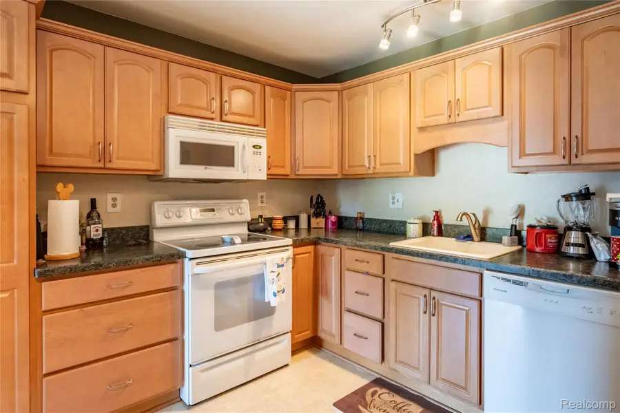 3995 River Road, East China, MI 48054 - Image #3