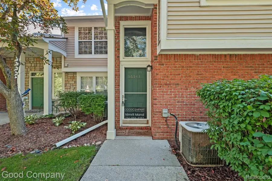 56543 Scotland Boulevard, Shelby Charter Township, MI 48316 - Image #3