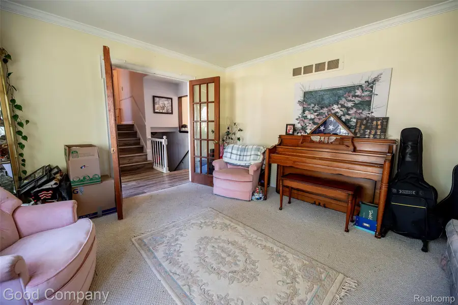 5118 Fredrick Drive, Sterling Heights, MI 48310 - Image #3