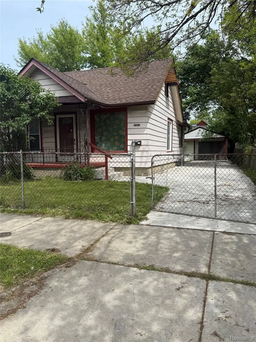 7551 Toepfer Road, Warren, MI 48091 - Image #2