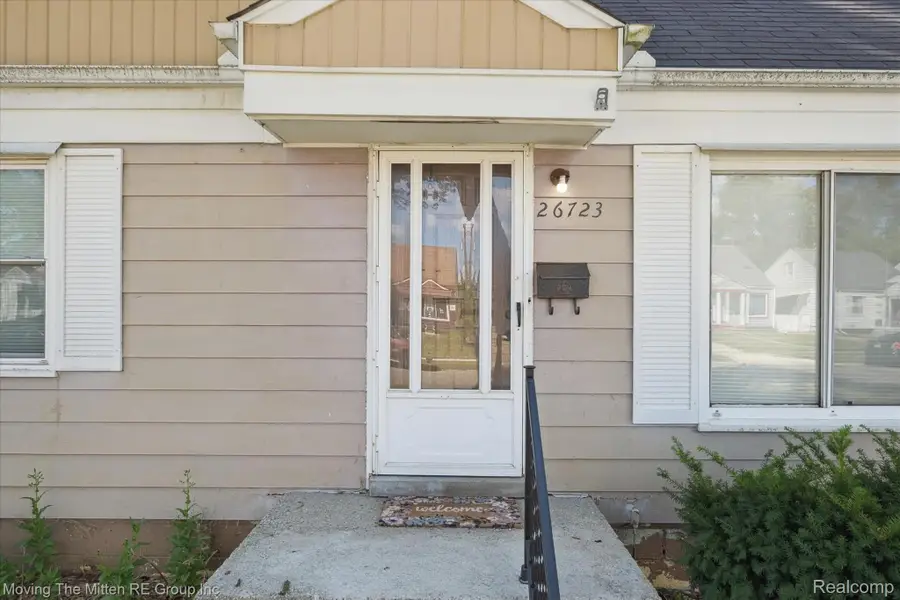 26723 W Hills Drive, Inkster, MI 48141 - Image #2