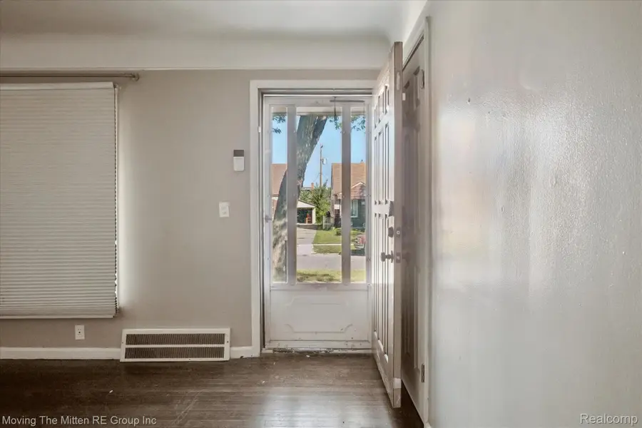 26723 W Hills Drive, Inkster, MI 48141 - Image #3