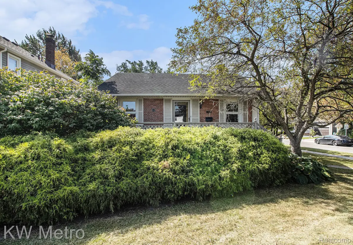 719 W 12 Mile Road, Royal Oak, MI 48073 - Image #1