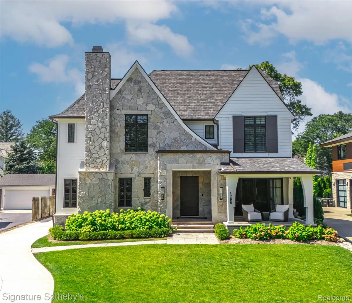 1295 Lakeside Drive, Birmingham, MI 48009 - Image #1