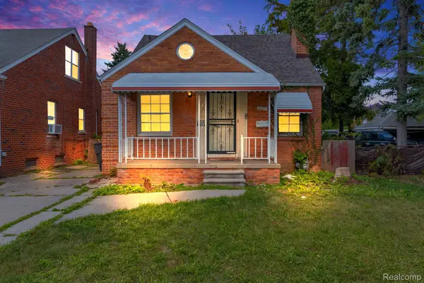 15275 Eastburn Street, Detroit, MI 48205