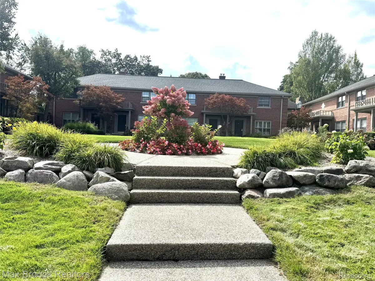 639 N Old Woodward Avenue, Birmingham, MI 48009 - Image #1