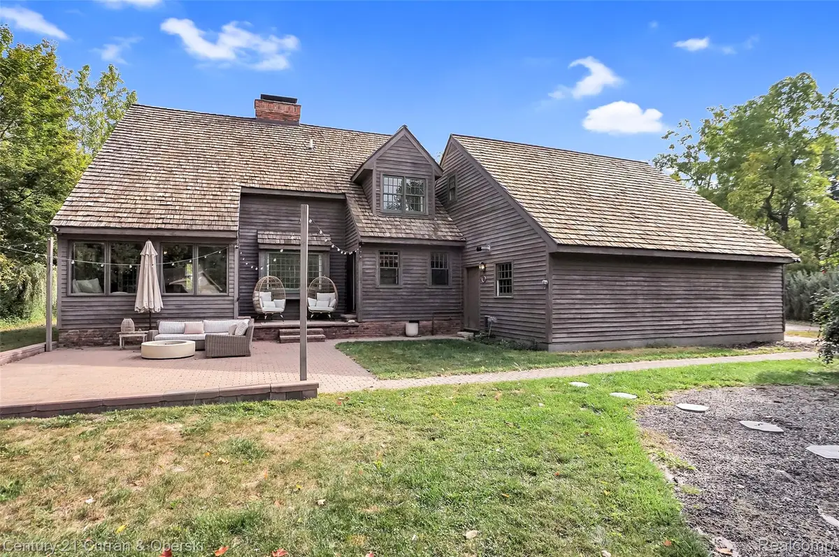 90 E Washington Street, Clarkston, MI 48346 - #1