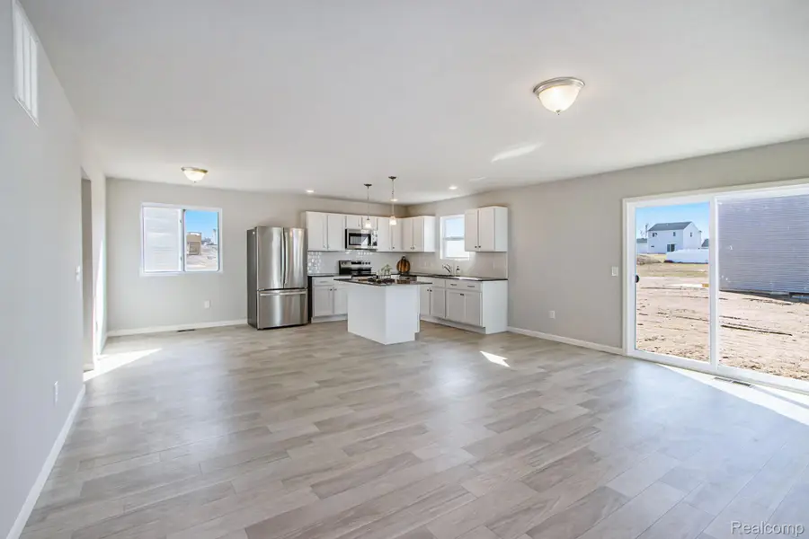 2285 Plum Tree Court, Burton, MI 48519 - Image #2