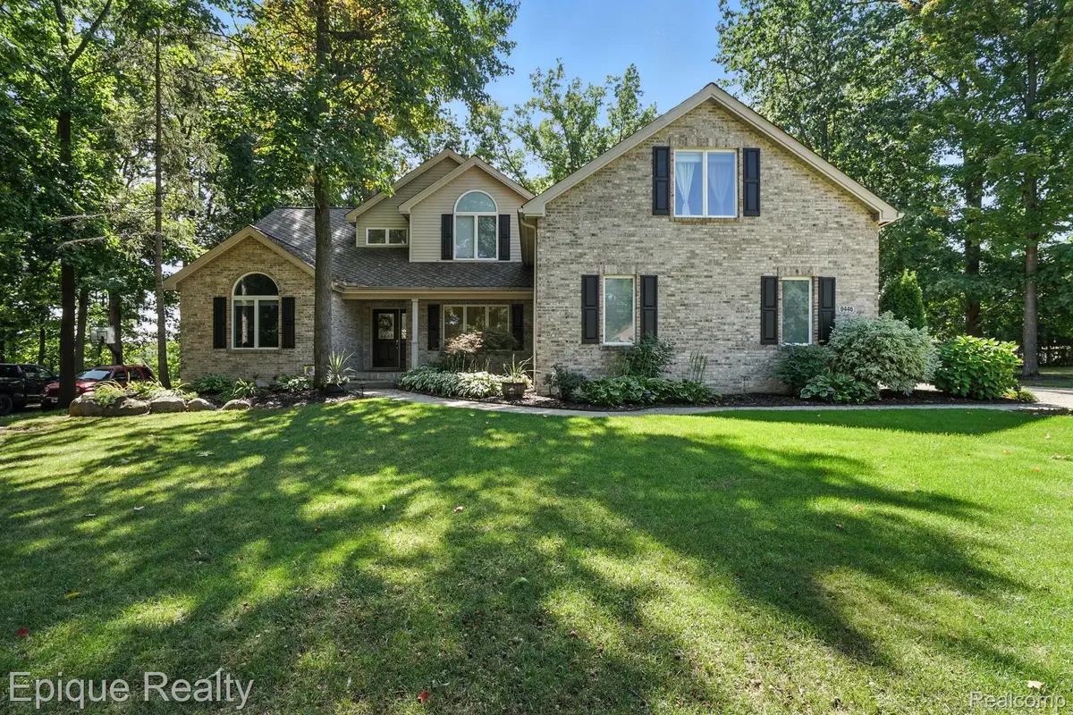 9446 Fair Oaks Drive, Goodrich, MI 48438 - #1