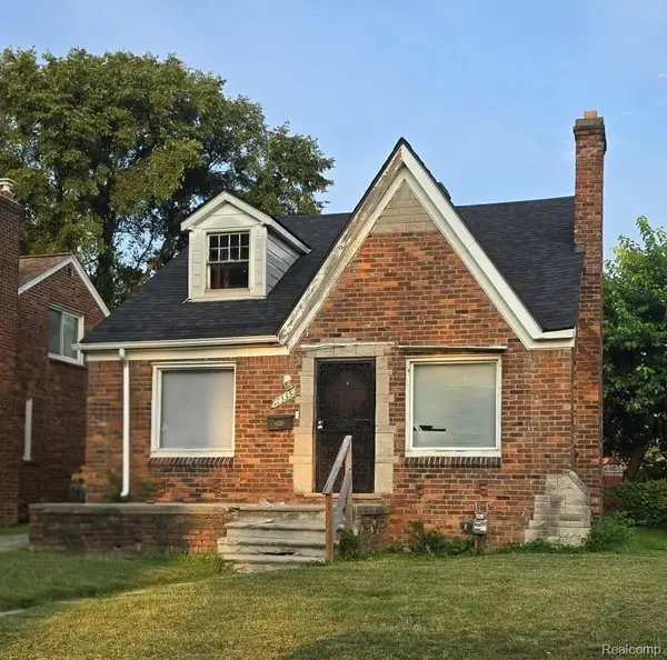 17335 Bradford St, Detroit, MI 48205